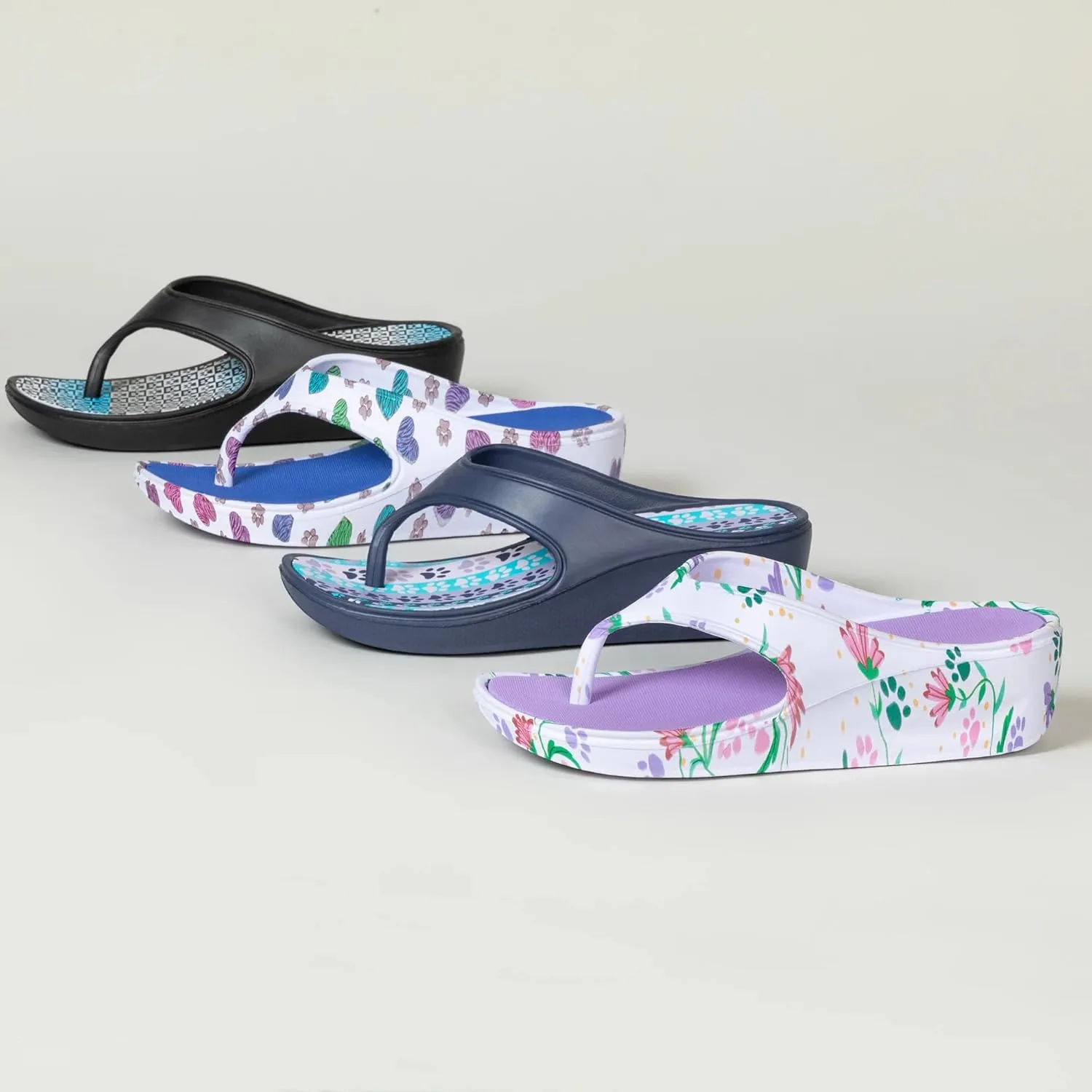 GreaterGood Paw Print Wedge Flip Flops Lightweight Shock Absorbing EVA Sandals Textured Insole Quick Dry Summer Shoes Gifts for Women