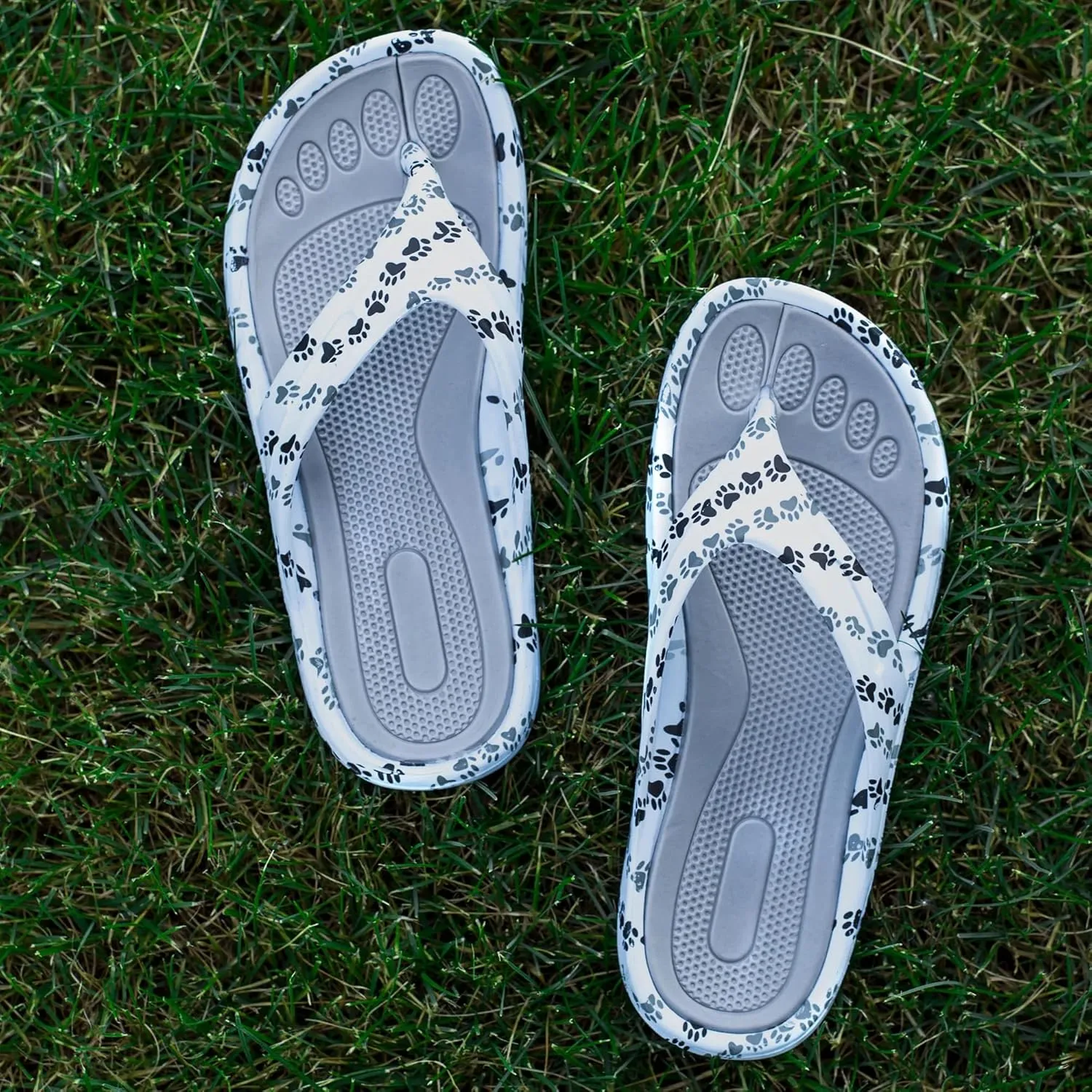 GreaterGood Walking Paws Flip Flops Colorful Lightweight Durable Cushioned Contoured Non Slip Textured Footbed Comfortable Beach Sandals for Women