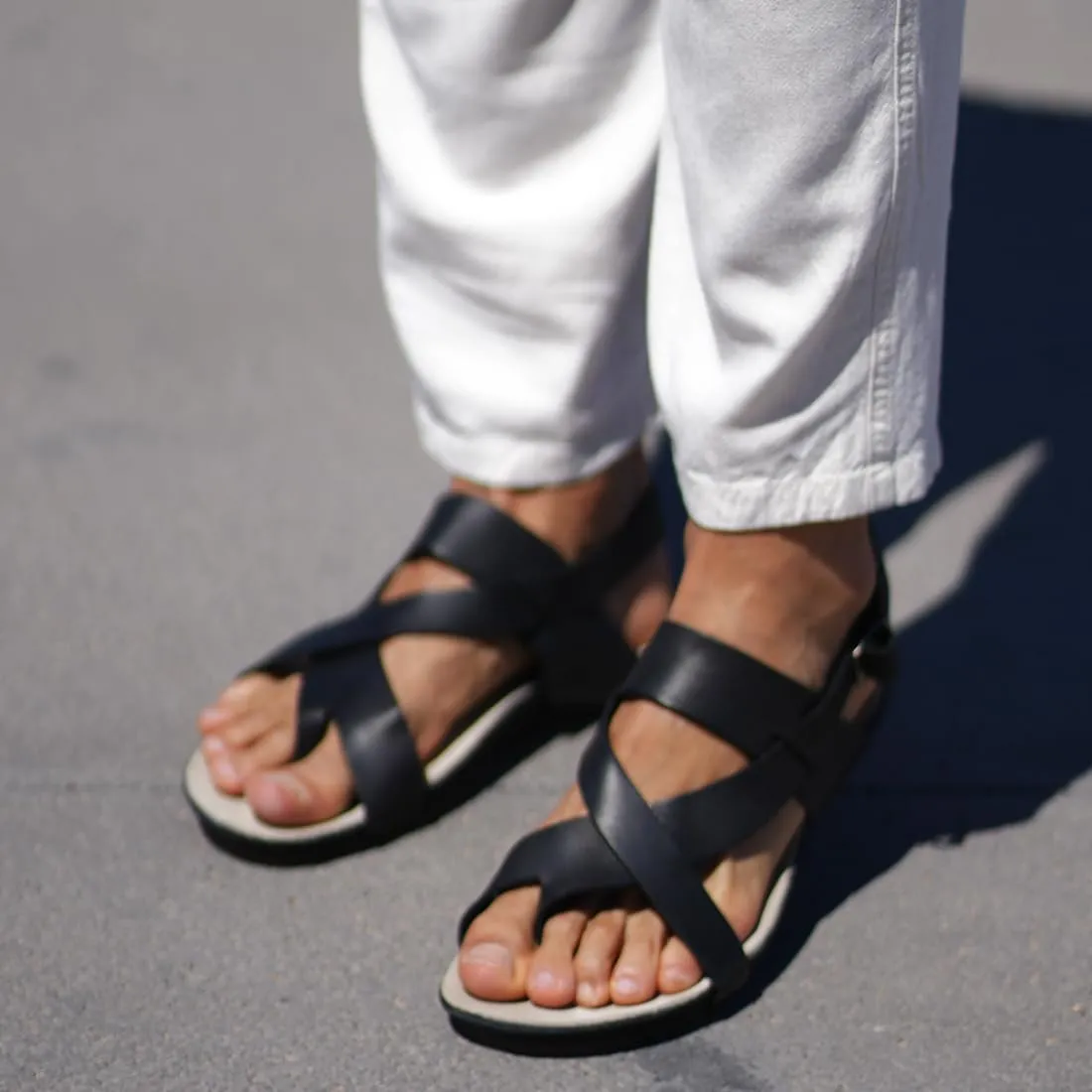 Harssidanzar Genuine Leather Sandals Mens for Outdoor Sandals Mens Adjustable Strap Sandals Leather Sandals Men GM202