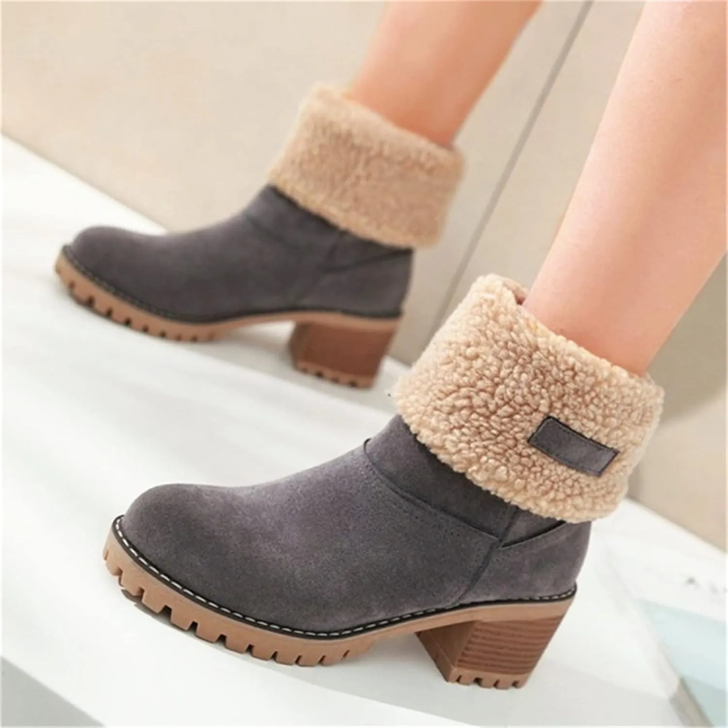 Ladmiple Winter Boots For Women Fashion Snow Boots Mid Calf Anti-slip Outdoor Warm Fur Lined Slip On Short Booties 2024