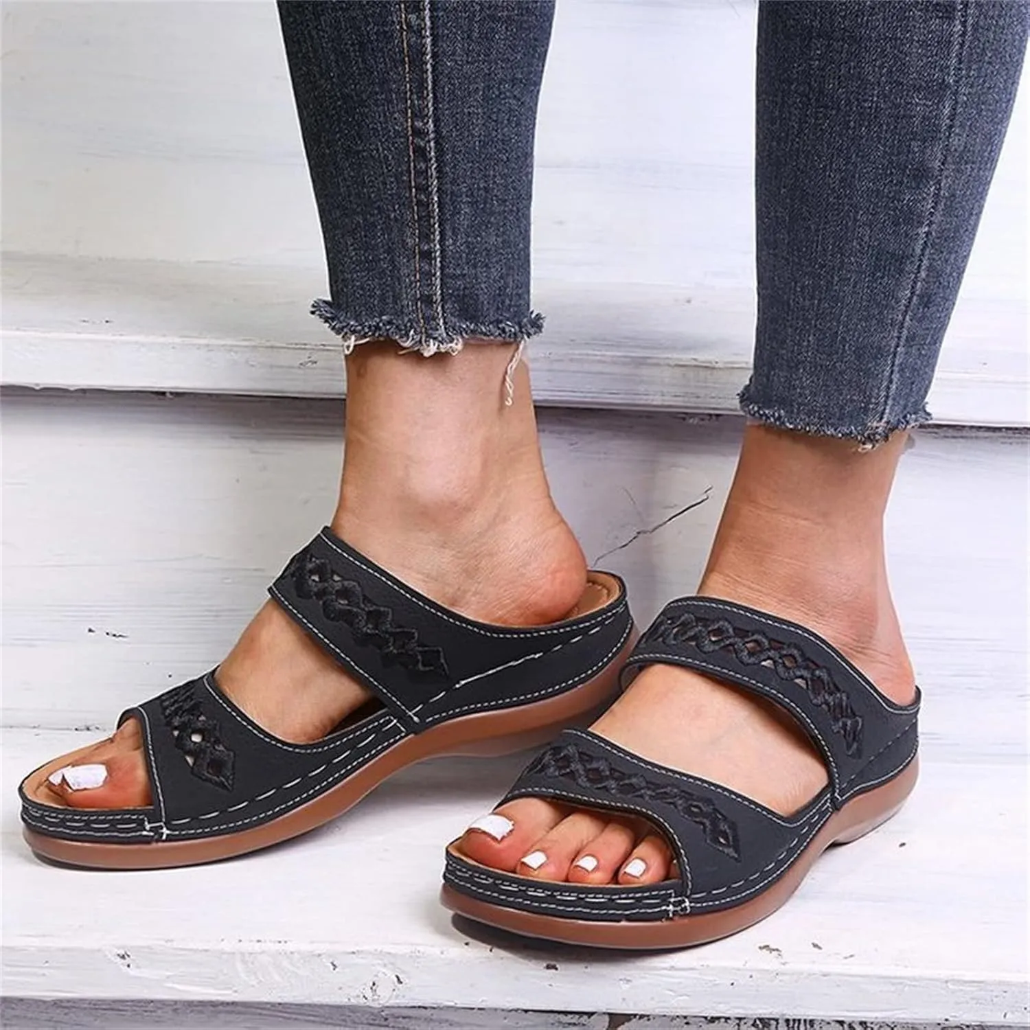 Lausiuoe Sandals Women Dressy Summer Flat Flip Flops Comfortable Walking Orthopedic Slippers Arch Support Orthotic Slides