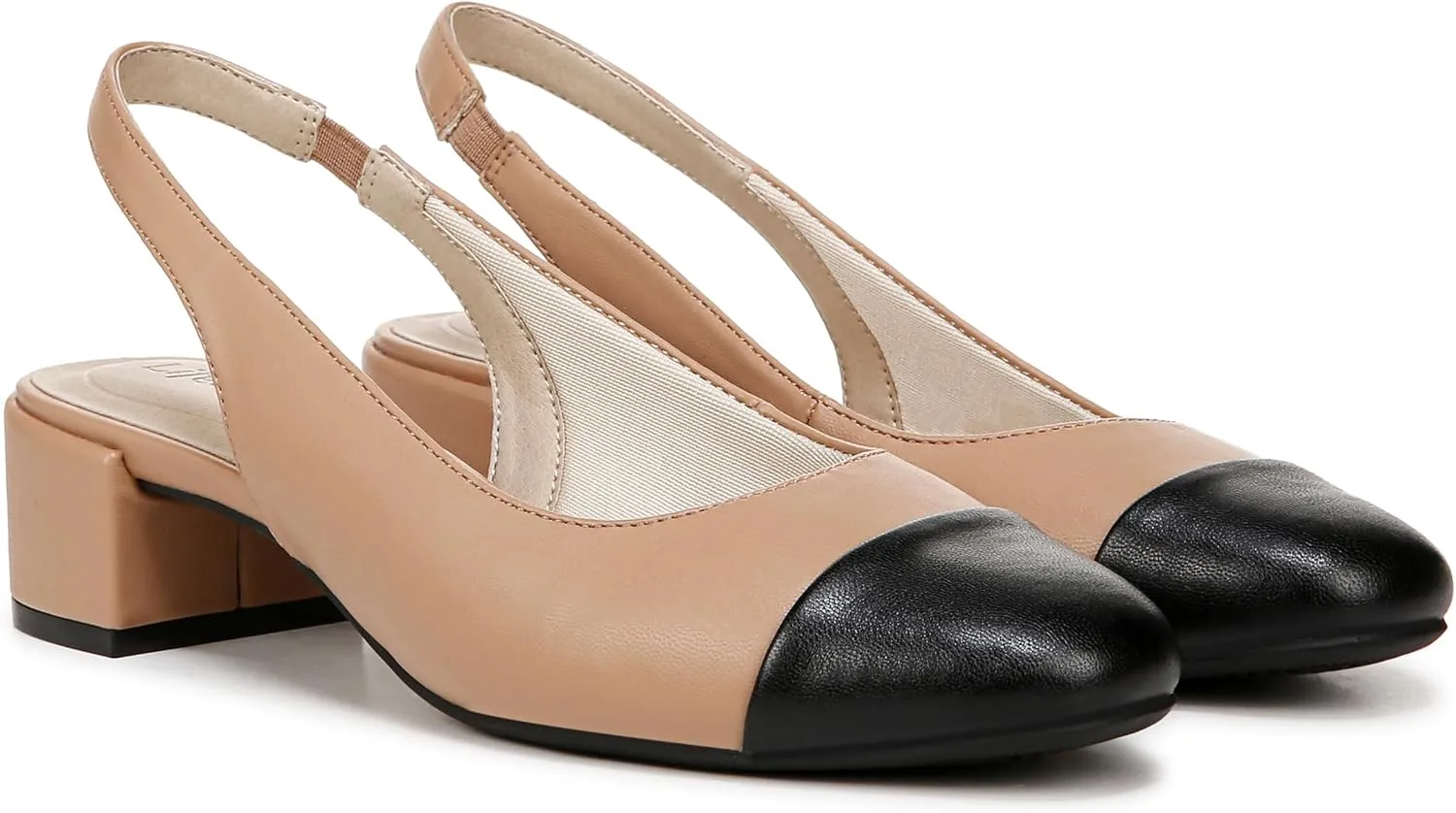 LifeStride Women's Classic Pump