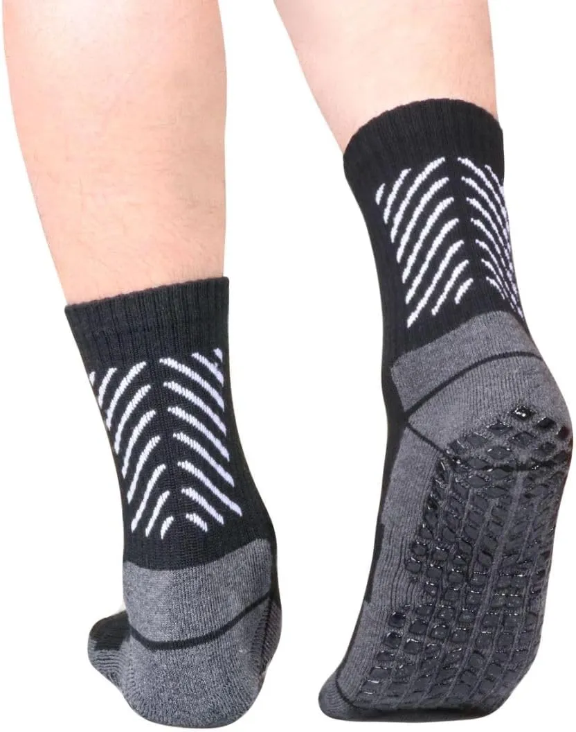 Men's Grip Socks, Non Slip Soccer Basketball Pilates Home Floor Hospital Training Athletic Socks, 3 Pairs