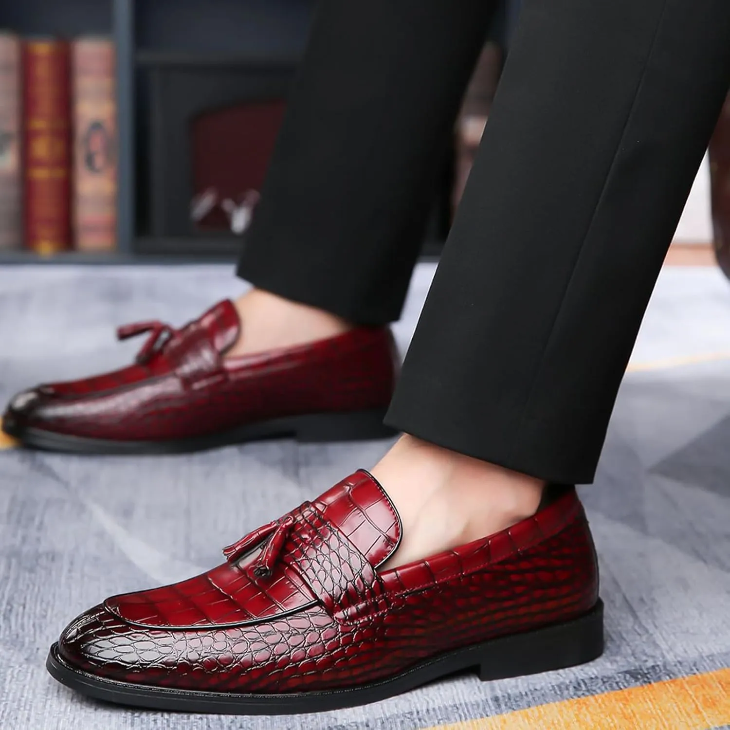 Men's Leather Textured Chunky Heel Loafers Retro Pointed Tassels Non-Slip Slip-On Business Work Wedding Formal Shoes
