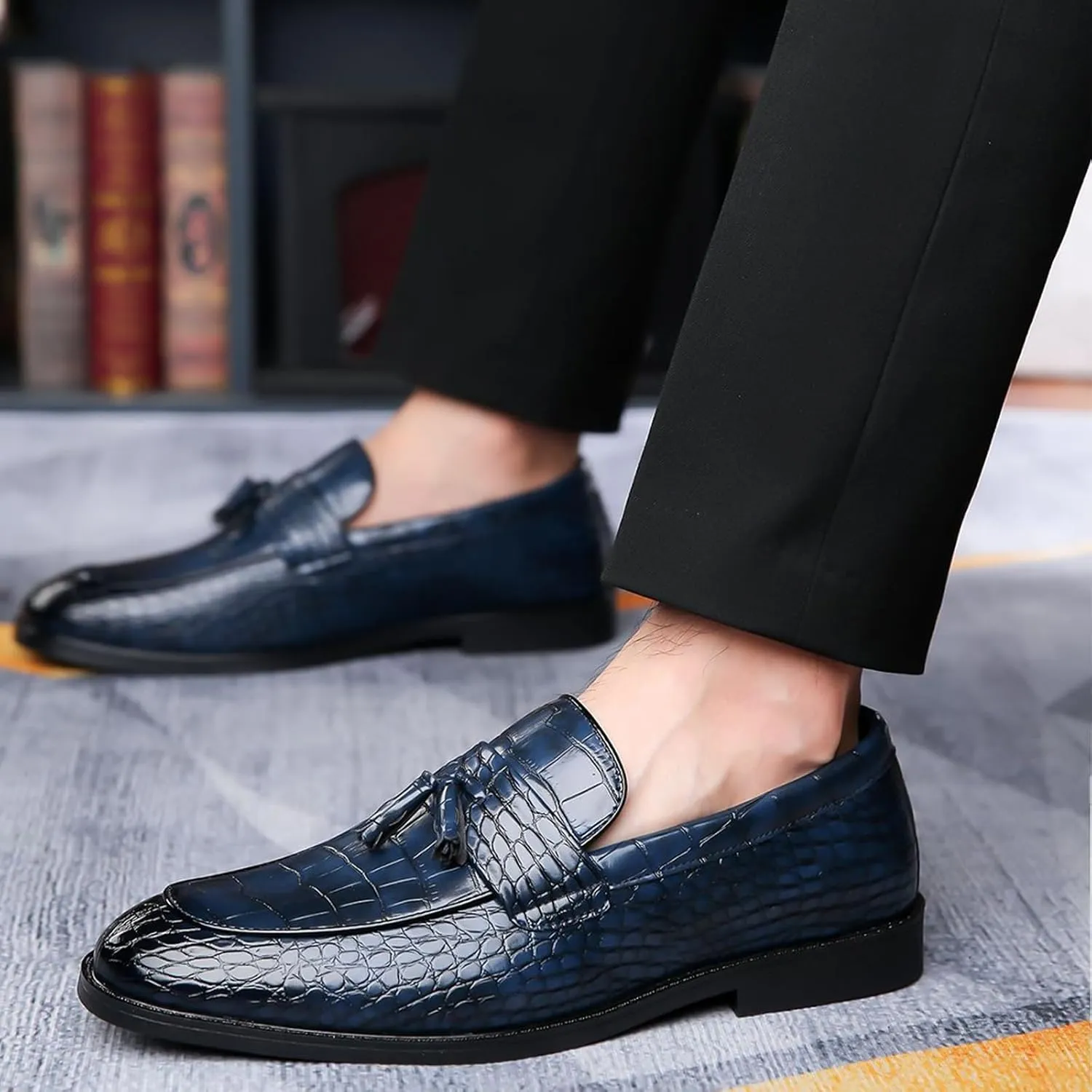 Men's Leather Textured Chunky Heel Loafers Retro Pointed Tassels Non-Slip Slip-On Business Work Wedding Formal Shoes