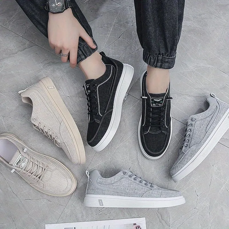 Men's Premium Canvas Skate Shoes: Breathable, Lace-Up Design with Enhanced Grip