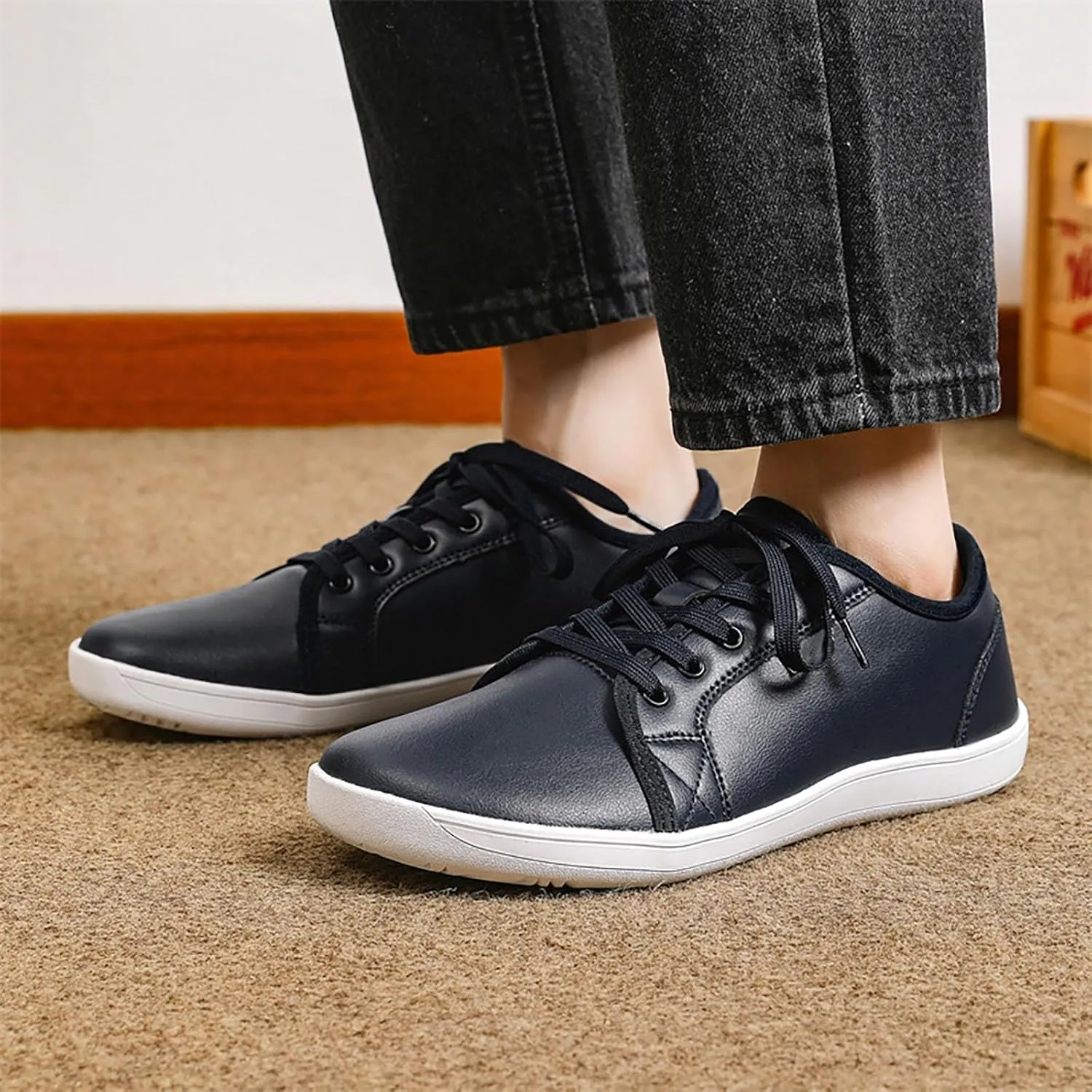 Mens Running Shoes Mesh Breathable Women Shoes Casual Dress Sneakers Running Lightweight Tennis Non Slip Basketball Shoe Grip Cross Trainer Shoe