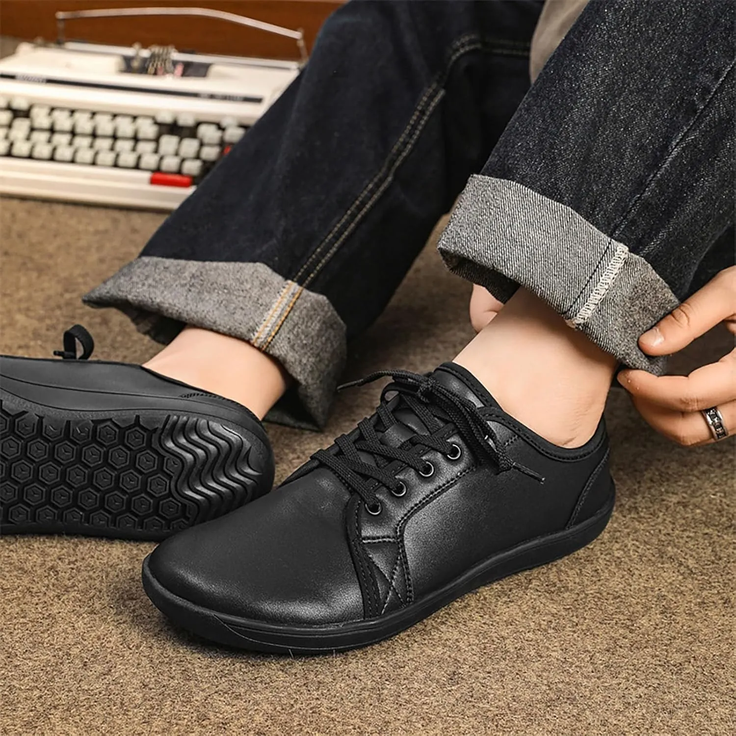 Mens Running Shoes Mesh Breathable Women Shoes Casual Dress Sneakers Running Lightweight Tennis Non Slip Basketball Shoe Grip Cross Trainer Shoe