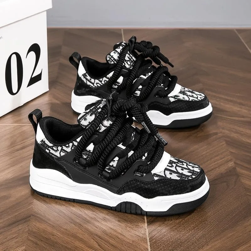 Men's Stylish Skate Shoes with Good Grip and Breathable Lace-up Sneakers