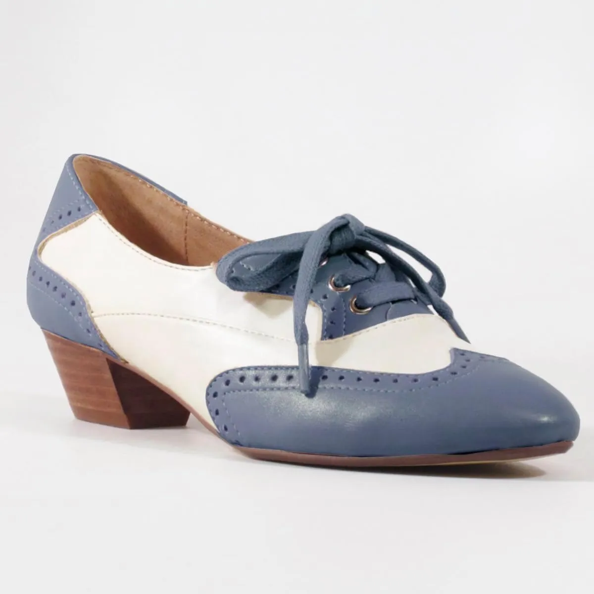 SHODENSE Women Chunky Heel Oxford Loafers Round Toe Lace Up Oxford Pumps Wingtips 2 inch Stacked Block Heel Dress Oxford Shoes Two Tone Retro British Oxford Heels Matte Office Casual 4-11 M US
