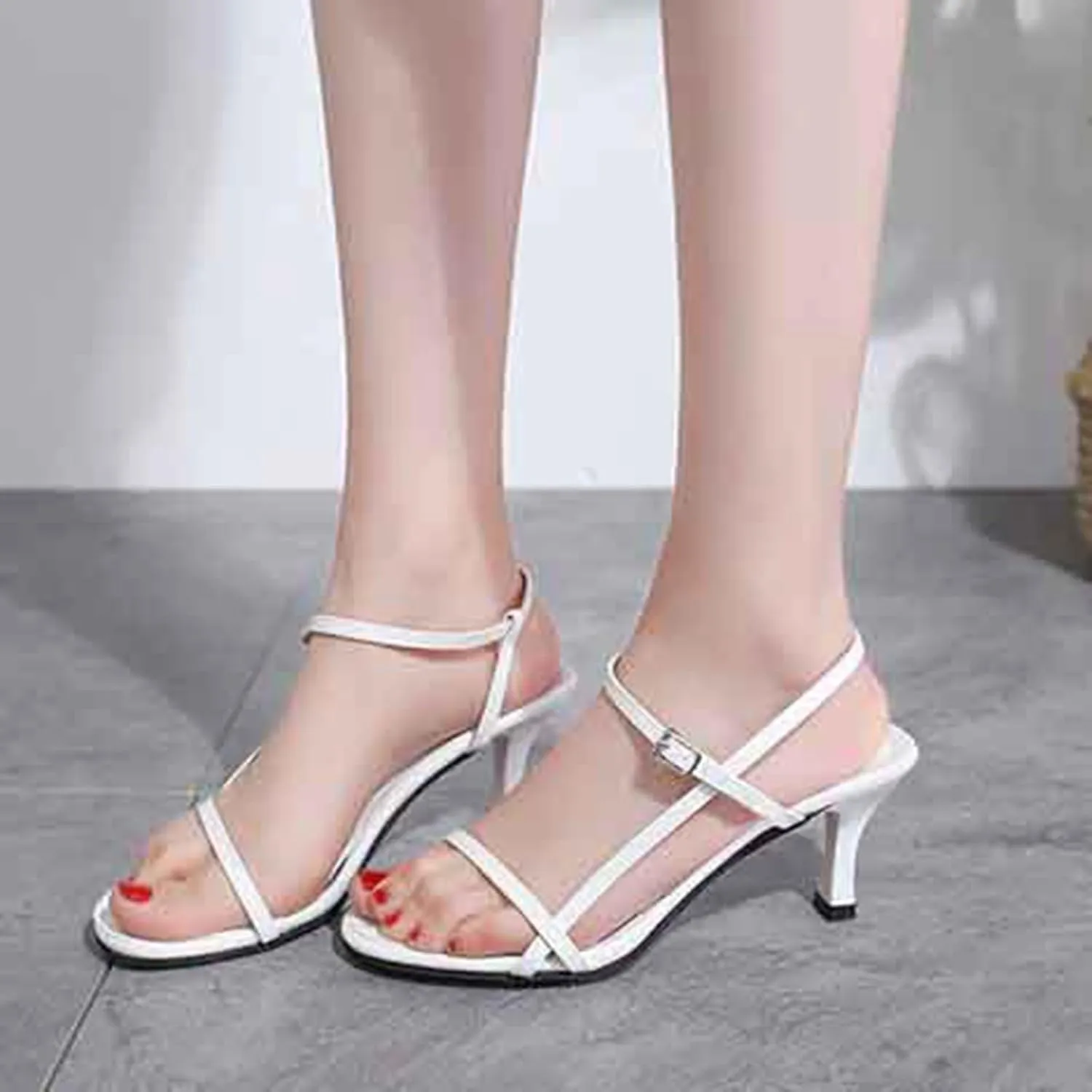 Womens Sandals Low Strappy Lace up Heels Open Square Toe Thong Ankle Strap Heels Sexy Fashion Comfort Dress Shoes