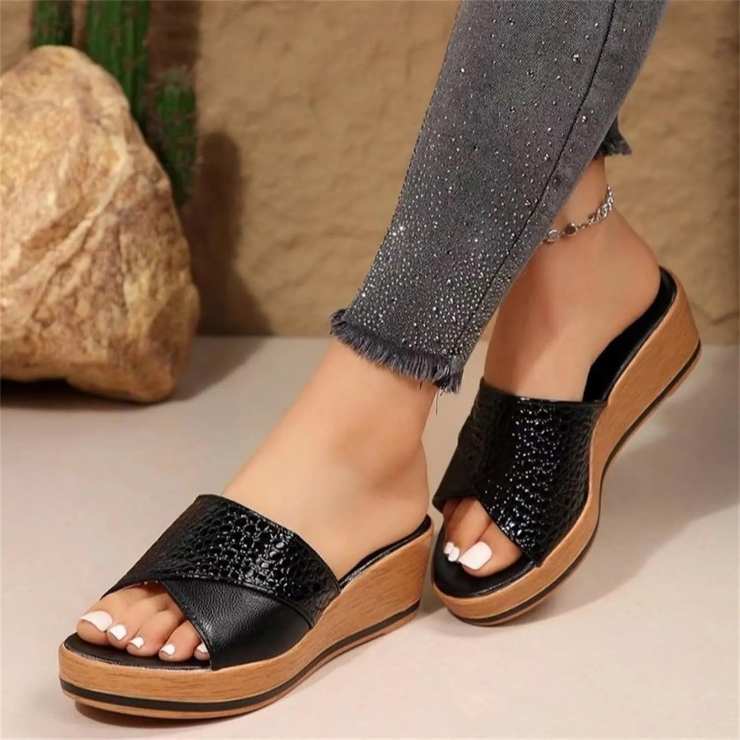 Women's Sandals Platform Comfortable Faux Leather Wedge Slippers Summer Going Out Sandals Shoes